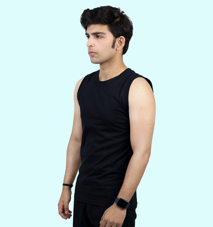 Mon Zurich Plain Vest In Black - Mon Zurich Plain Collection